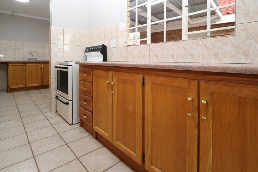 2 Bedroom Property for Sale in Flimieda North West